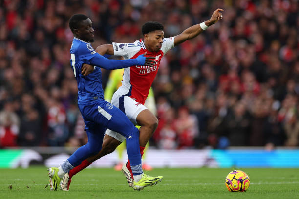 他在一次访 他在一次访