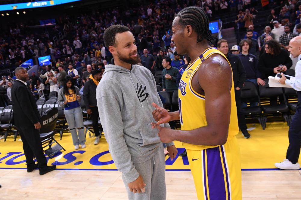 但球队后卫 但球队后卫