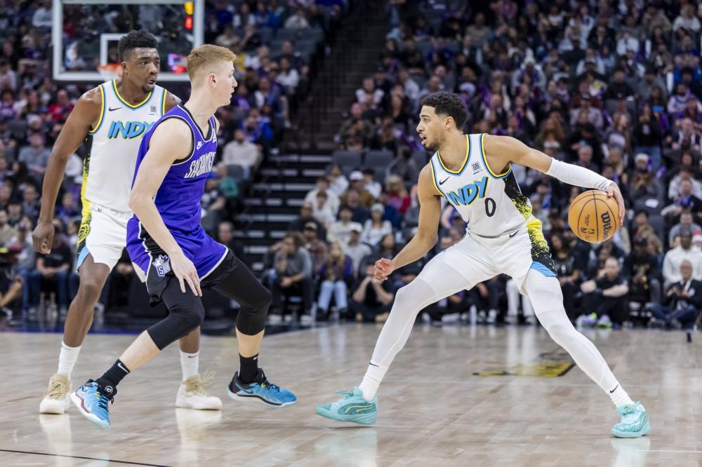 绿军30分大胜终结太阳4连胜 波神30+8KD空砍30分.